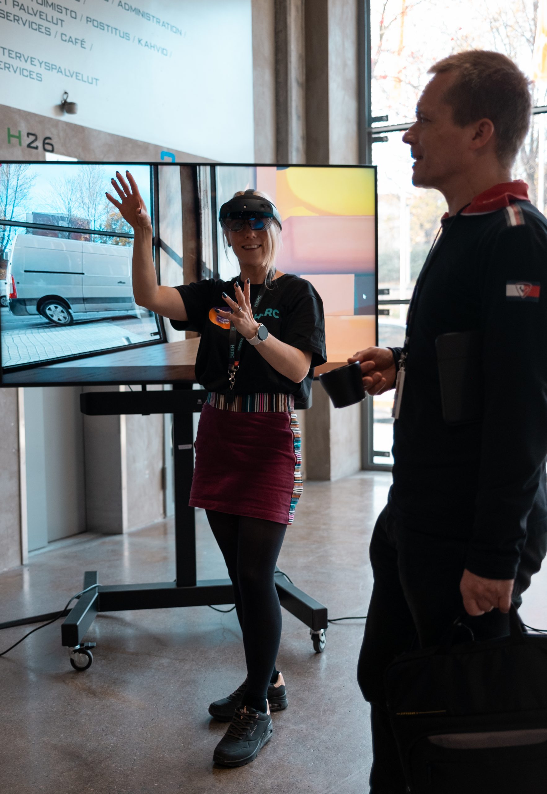 Tapahtumassa oli mahdollisuus kokeilla myös XR-sisältöjä. (Kuva: Lotta Lehtikevari)